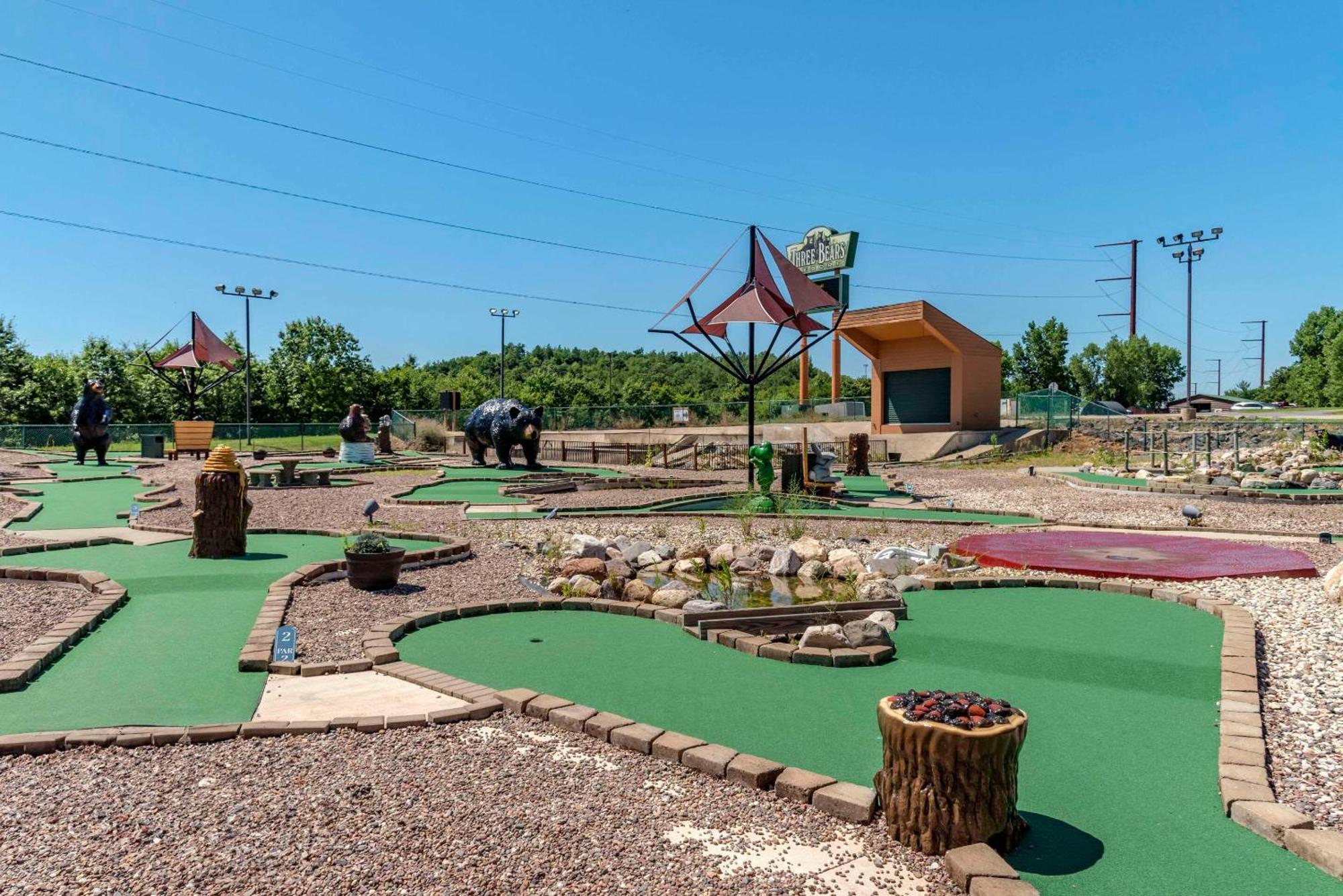 Three Bears Resort Waterpark Near Tomah Ascend Collection Warrens Exterior photo